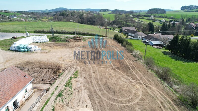 Prodej pozemkku v malebné obci Kňovice – 3026m² - 14