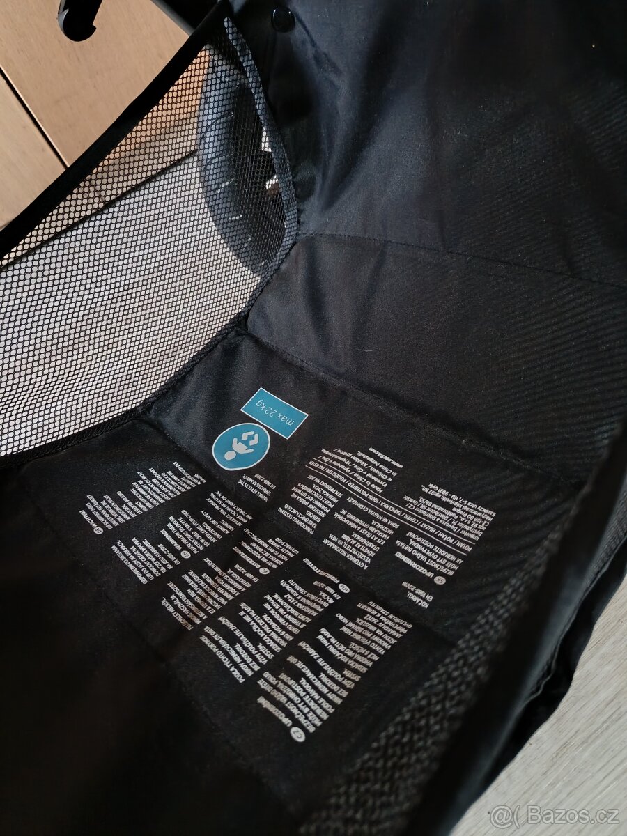 Kočárek Petite mars street - 14