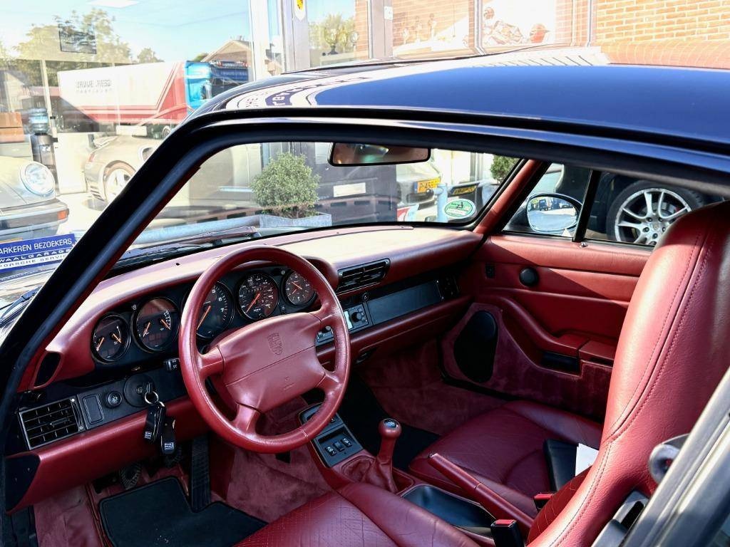 Porsche 911 Carrera (996) z roku 1996 - 14