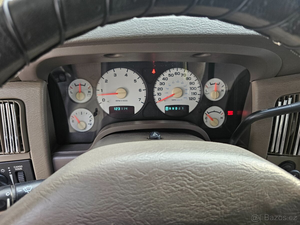 DODGE RAM 4.7 V8 MAGNUM DLOUHÁ KORBA - 14