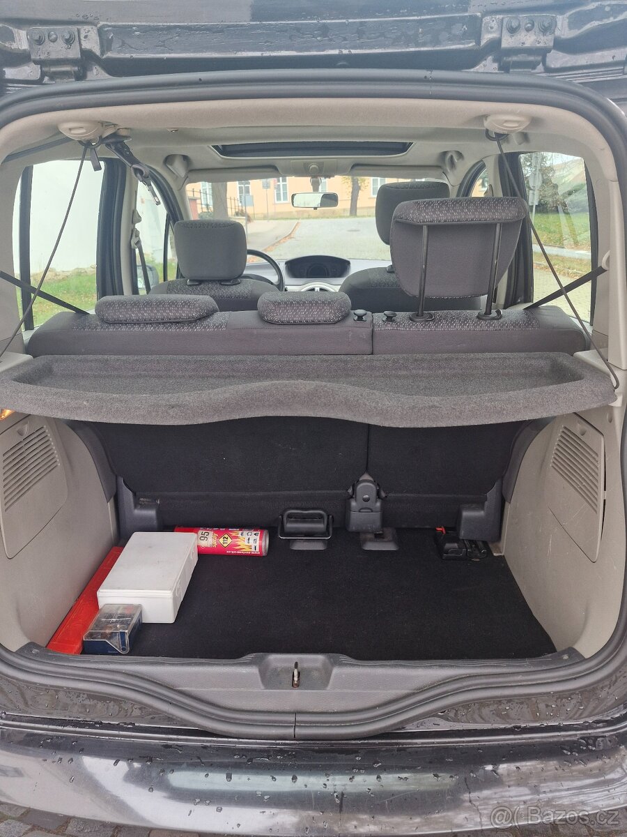 Renault Modus 1.6 benzín - 14