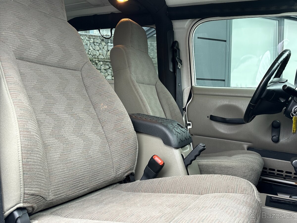 Jeep Wrangler 2005 - 14