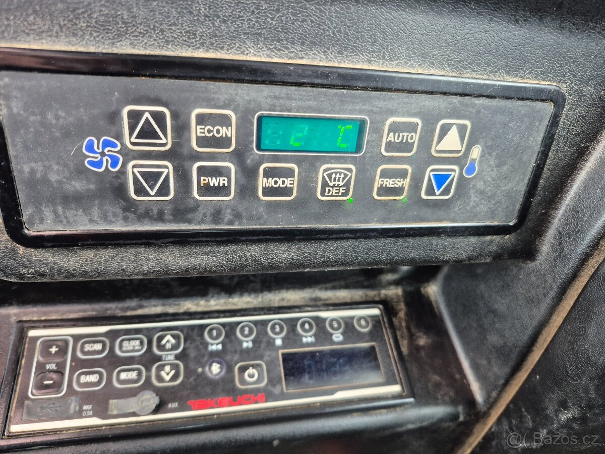 Pásové rypadlo Takeuchi TB2150 - 14