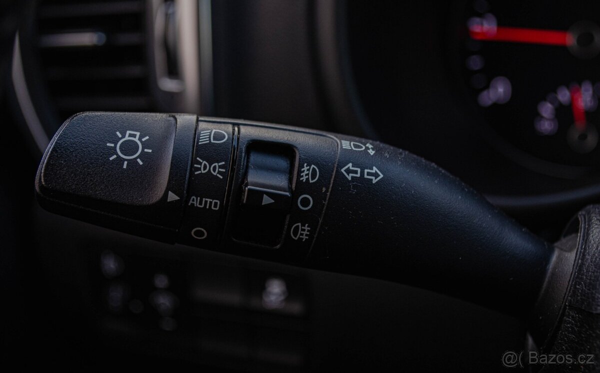 Kia Sportage 2.0 CRDi 4WD A/T - 14