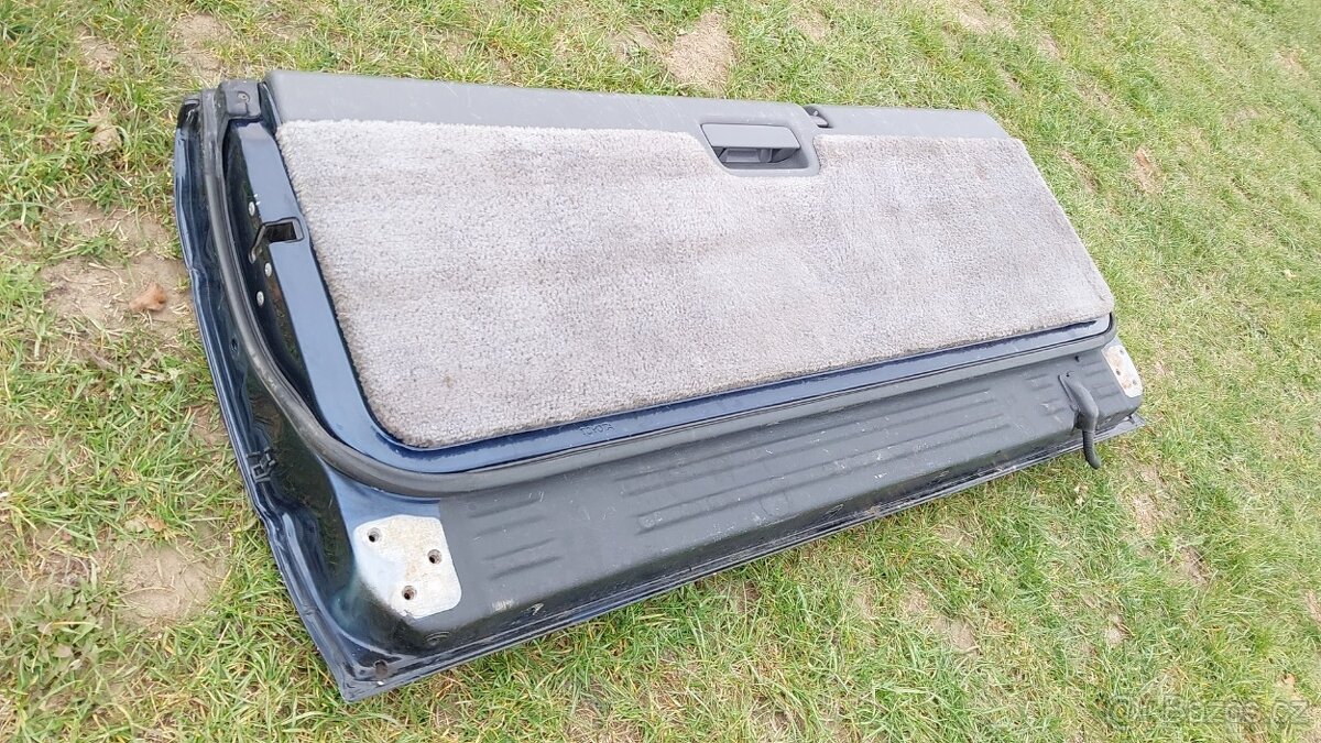 Toyota 4Runner II – Dveře kufru - 14