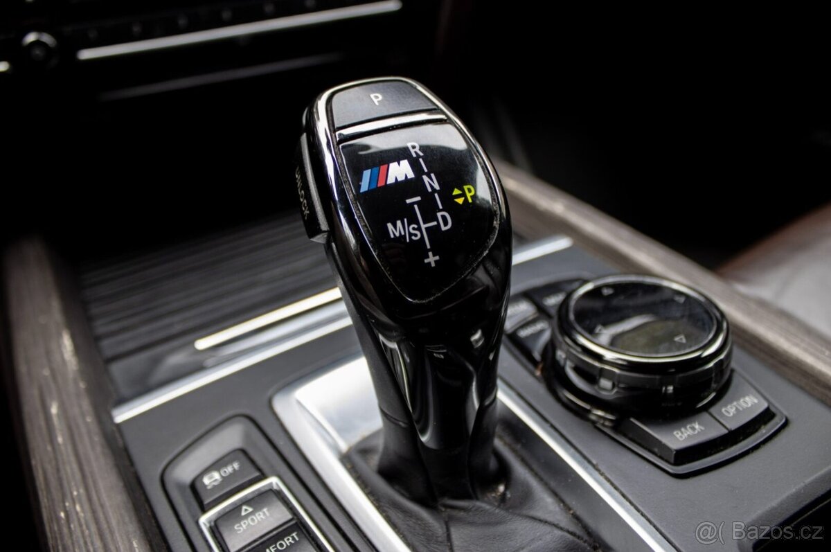BMW X5 M50d A/T - 14