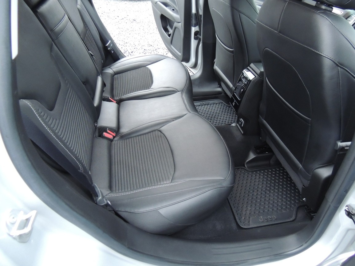 Jeep Compass 1.3i,96kw,Night Eagle,2022,ČR,1maj.,TOP,-21%DPH - 14