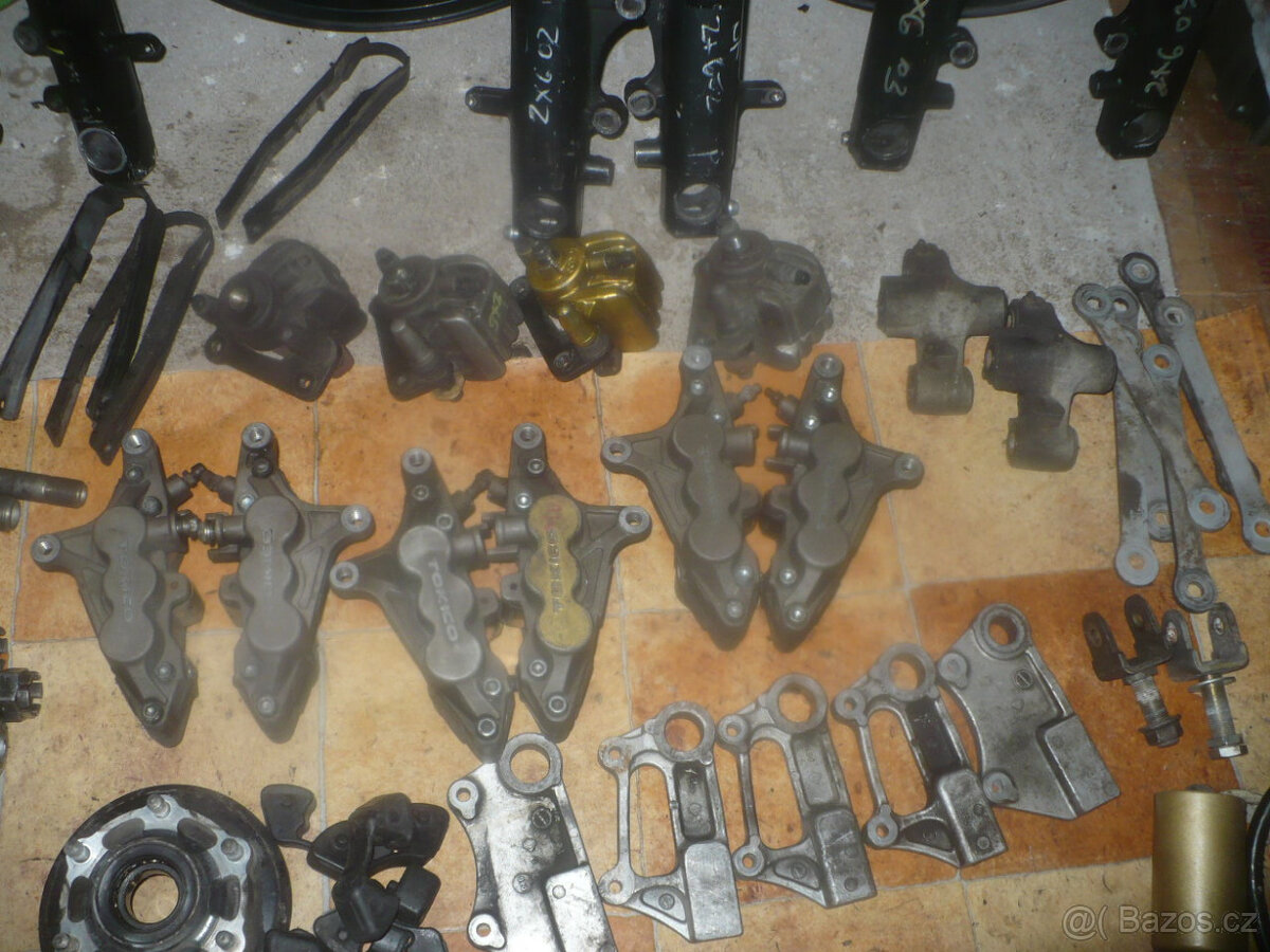 kawasaki ZX 9 R díly r.99-02 - 14