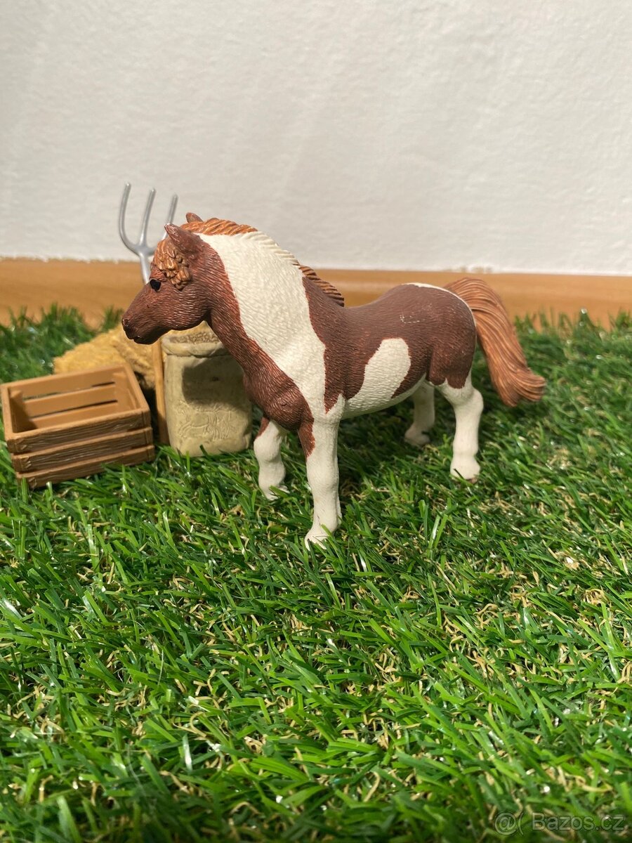 Fake identický schleich - 14