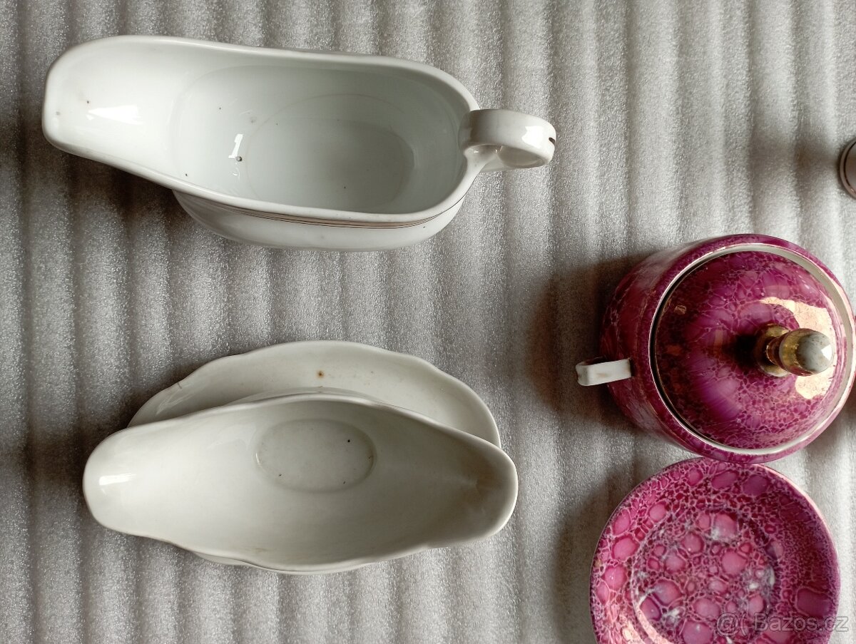 Moravské malované talíře a další keramika a procelán - 14