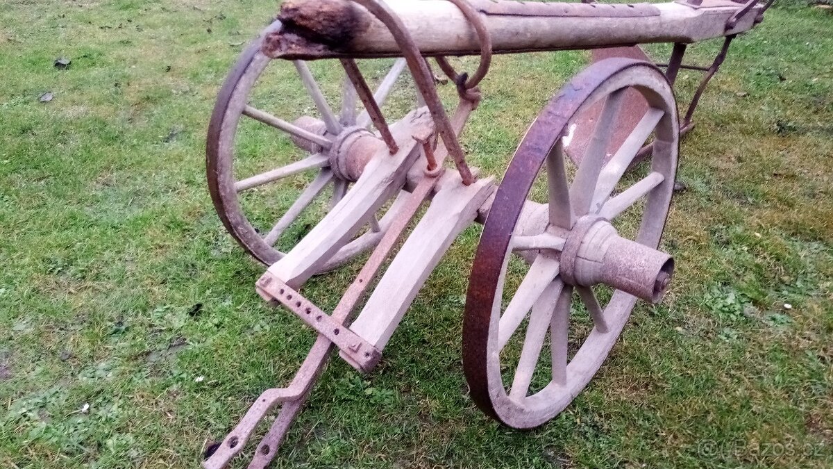 Pluh-rádlo-historický - 14