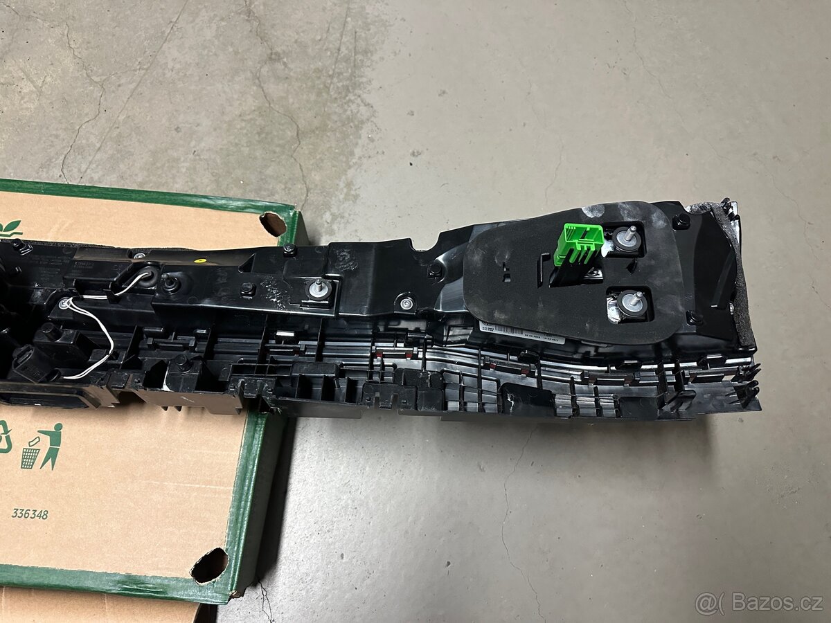 VW Touareg světlo - 14