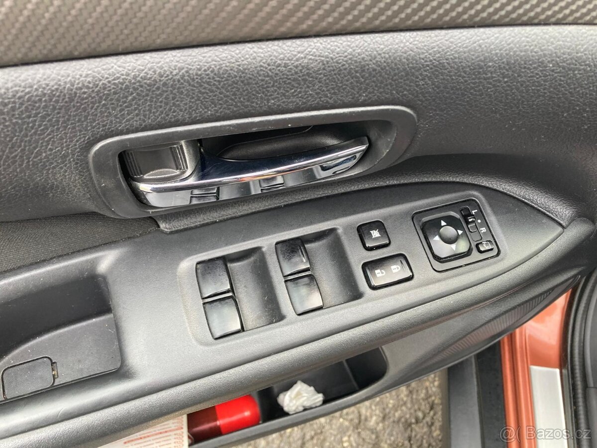 Mitsubishi Outlander, 2.2 TDI 4x4 - 14