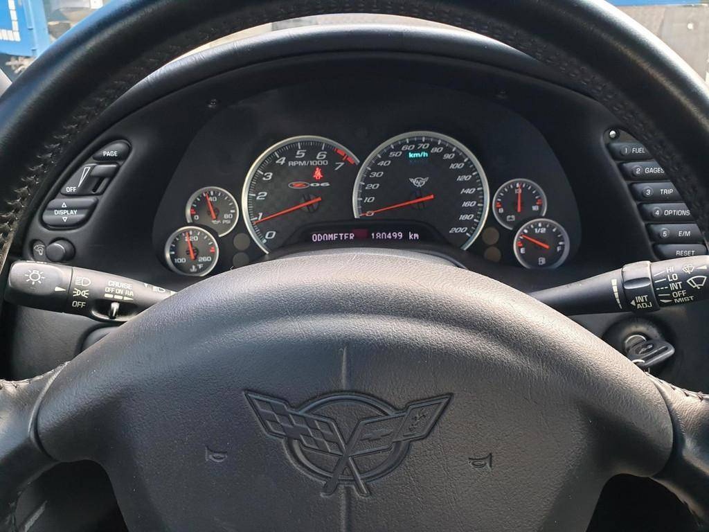 Chevrolet Corvette C5 Z06 z roku 2003 - 14