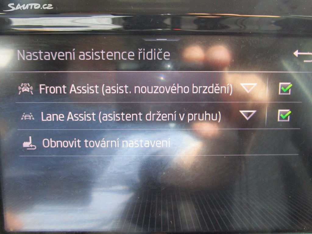 Škoda Scala, 1,0 TSI-70KW-KOUPENA V ČR - 14