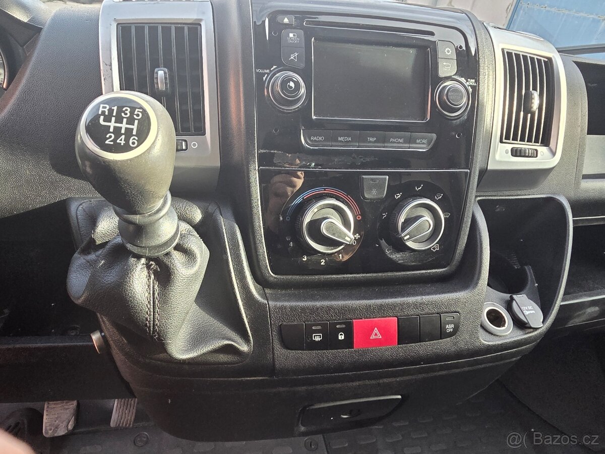 Fiat Ducato 2.3 JTD skříň 8 palet, tempomat, klima - 14