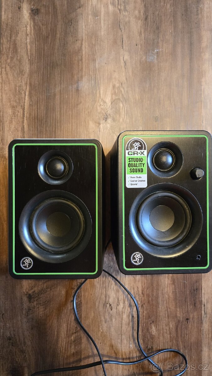 Mackie Big Knob Studio Bundle - 14