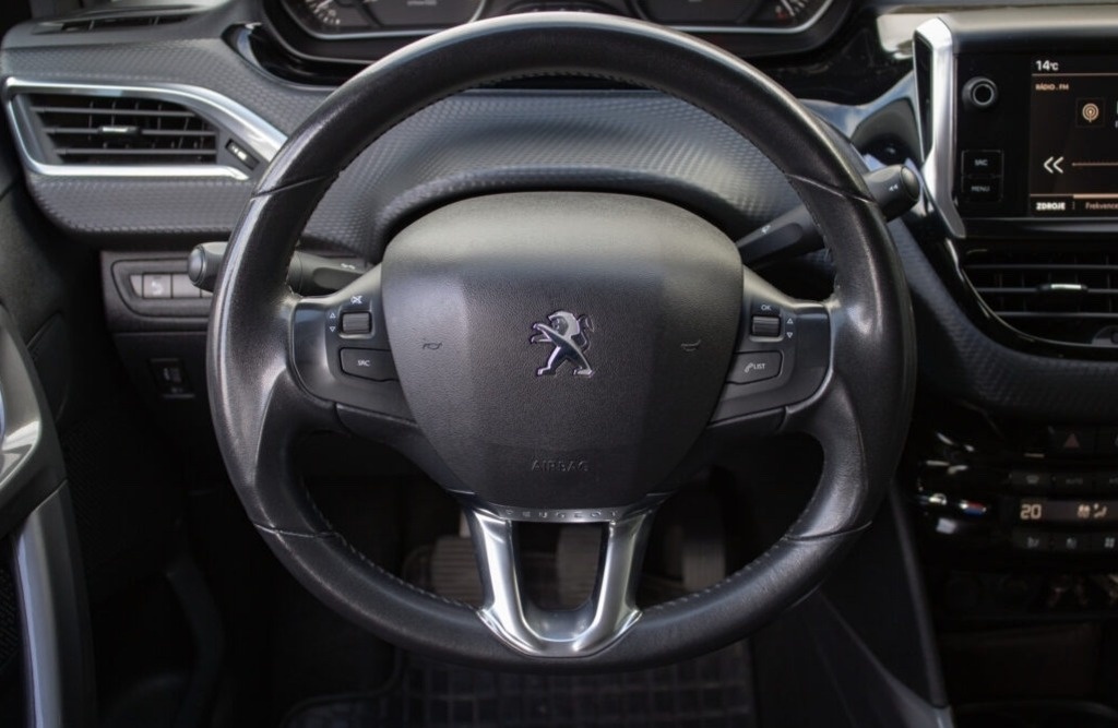 Peugeot 2008 1.2 PureTech Style - 14