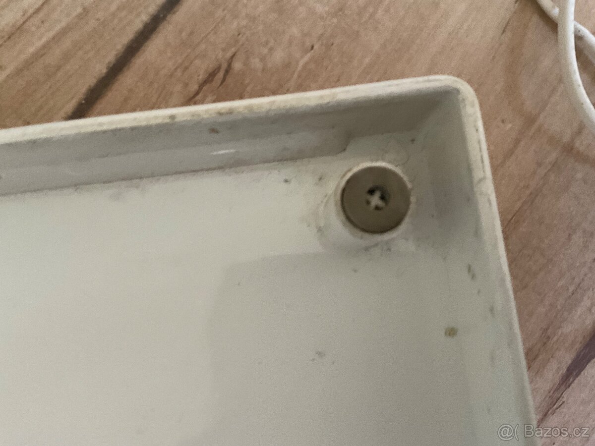 El.kráječ na chléb- Bosch - 14