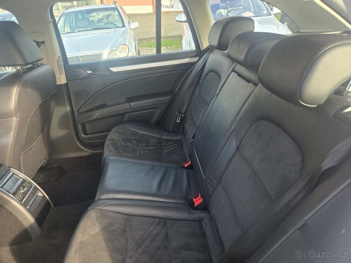 Škoda Superb 2,0TDi 125kW 4x4 Elegance - 14