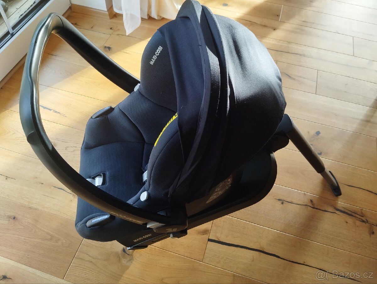 Maxi Cosi autosedačka Cabrio Fix i-Size + základna - 14