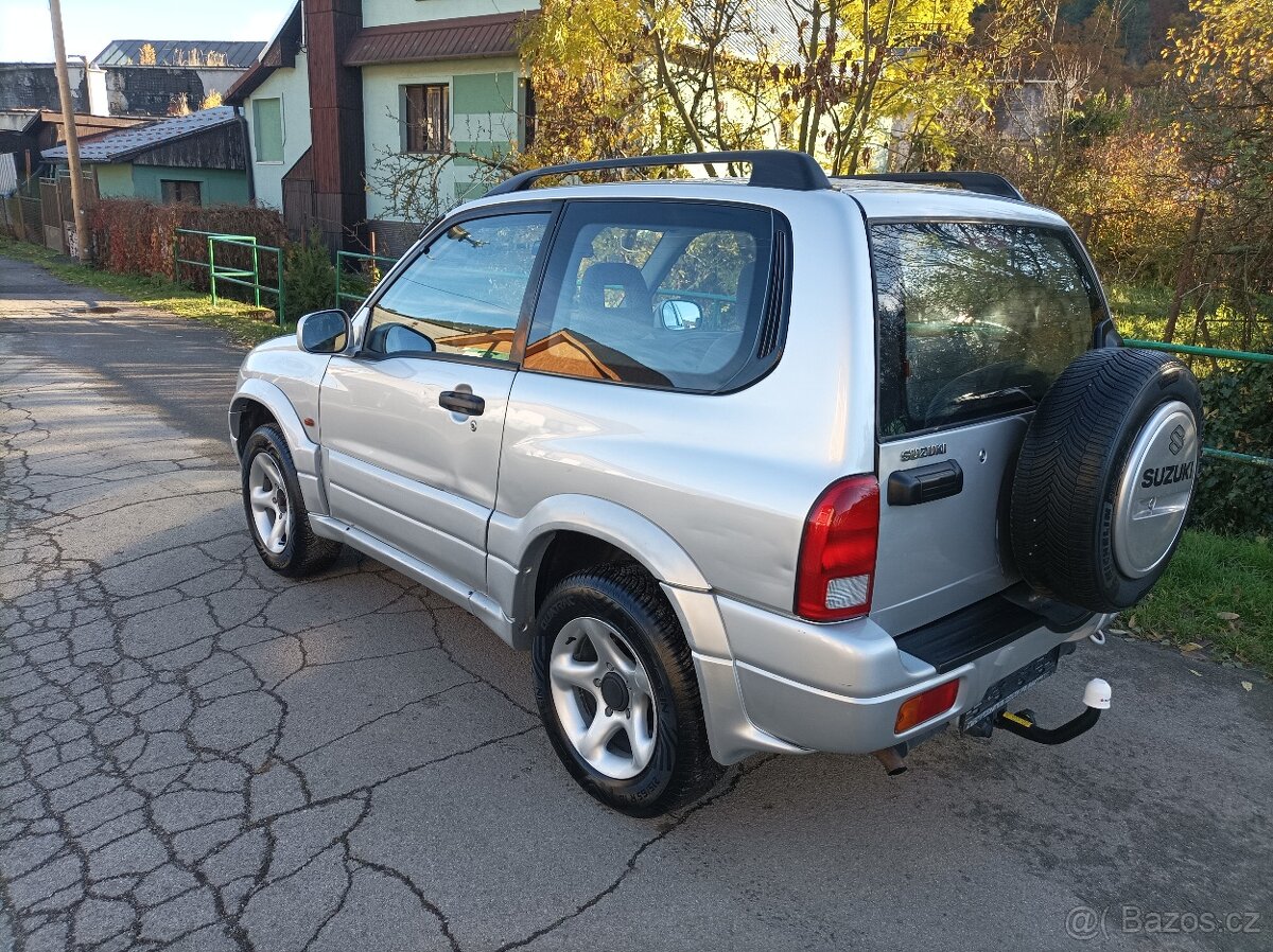 Suzuki Grand Vitara 1.6 4x4 benzín - 14