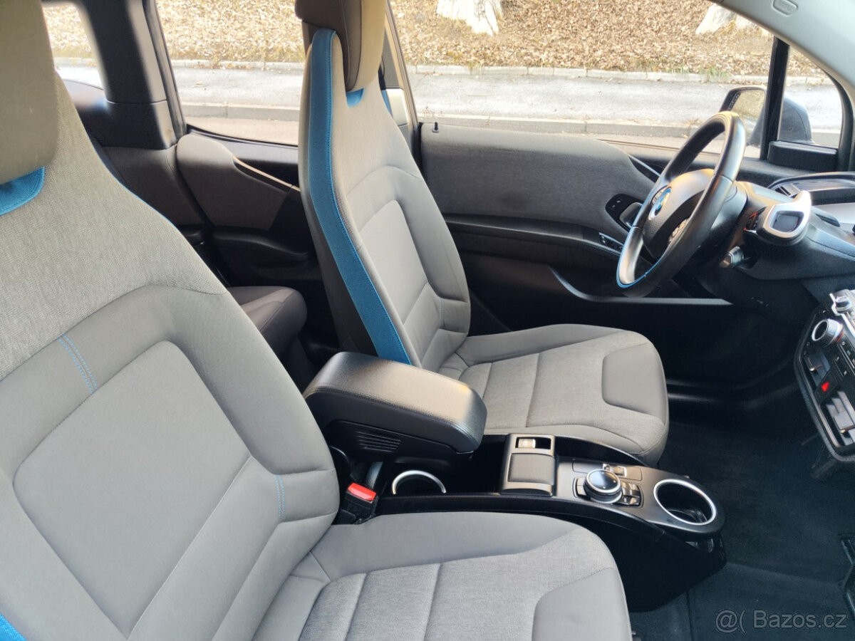 BMW i3 REX - s Range Extenderem - 14