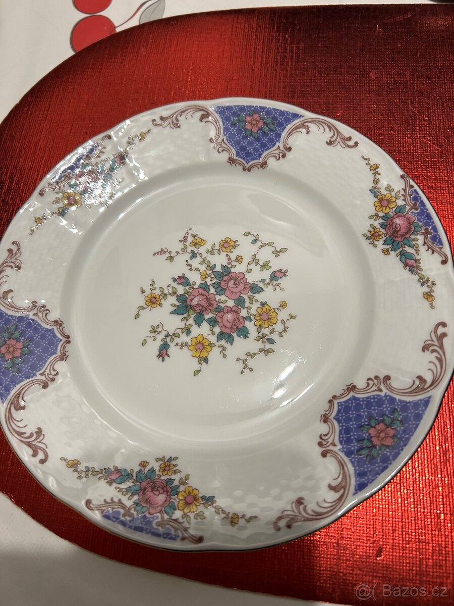 Broušené vázy talíře - 14