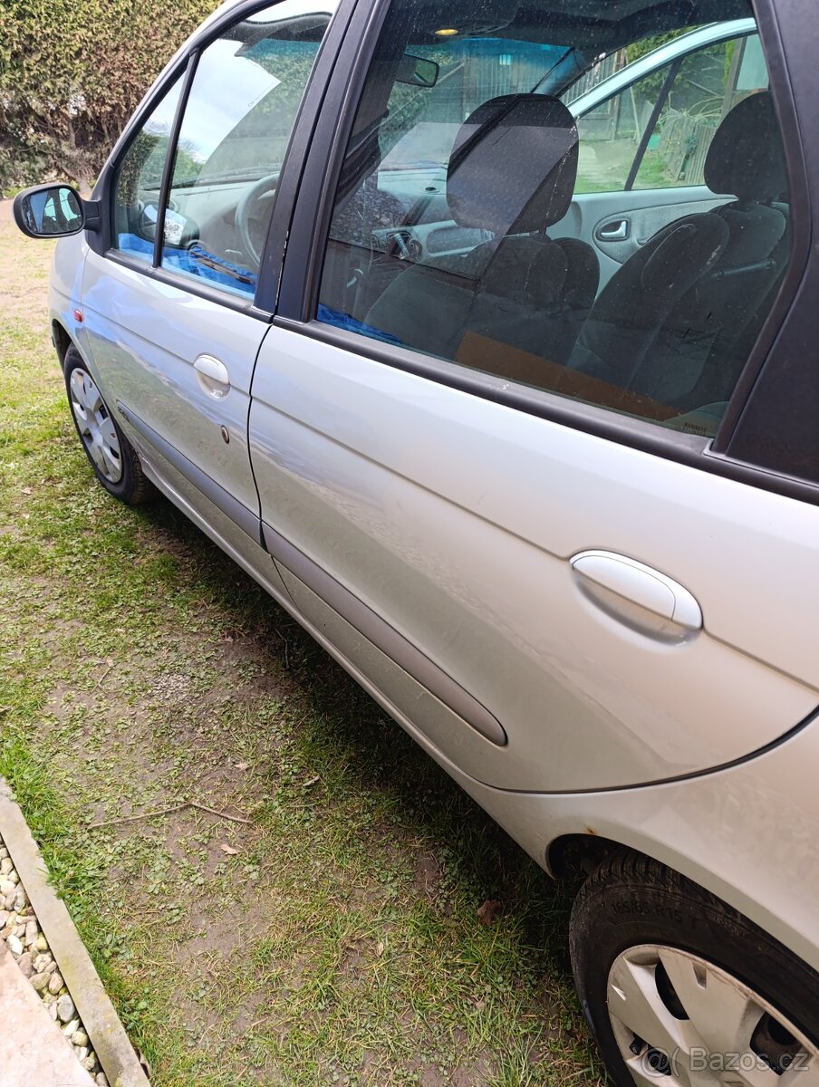 Renault Scénic - 14