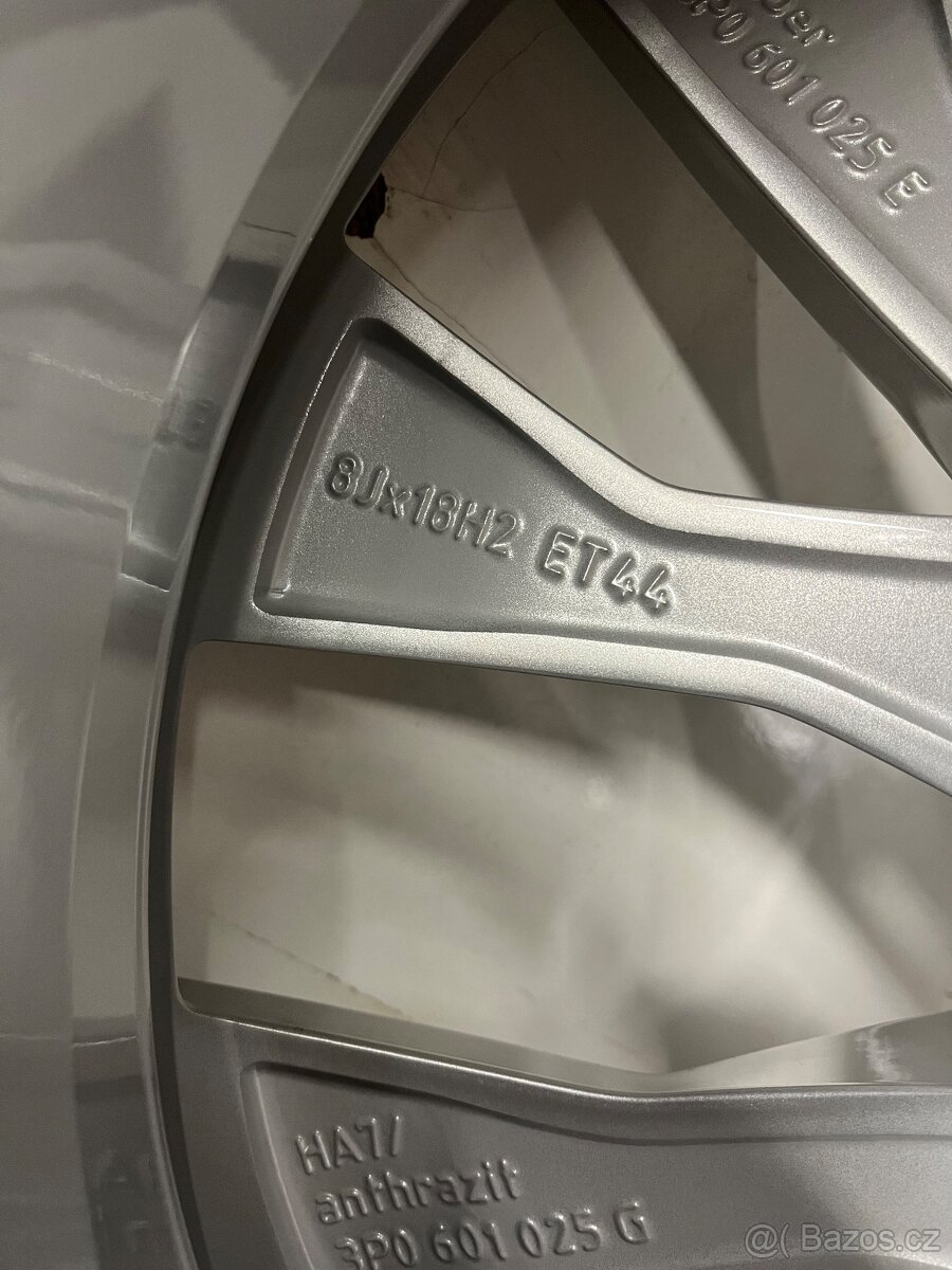 Superb 3-4 R18 Nová originální zimní sada - 14