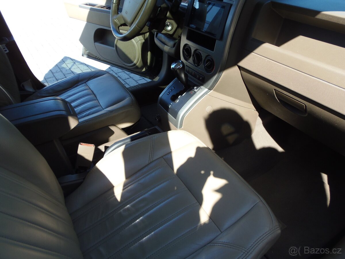 Jeep Patriot 2.4i LPG automat tažné - 14