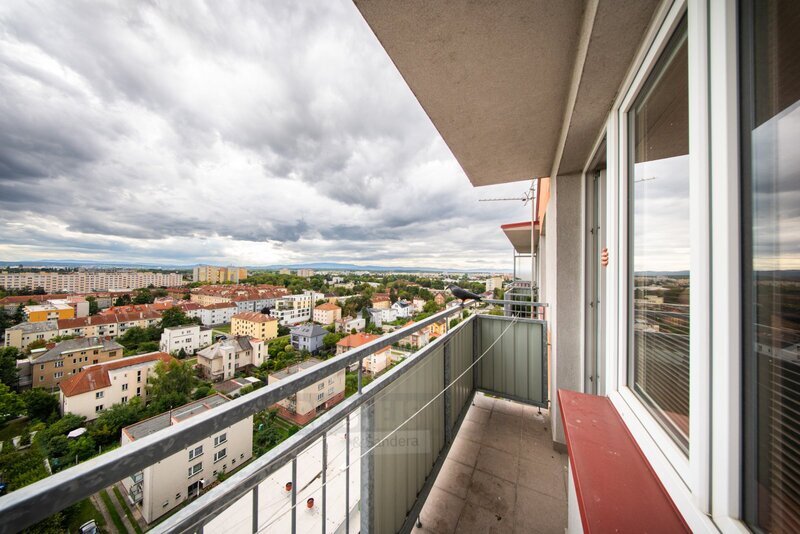 Pronájem bytu 3+1 66 m² - 14