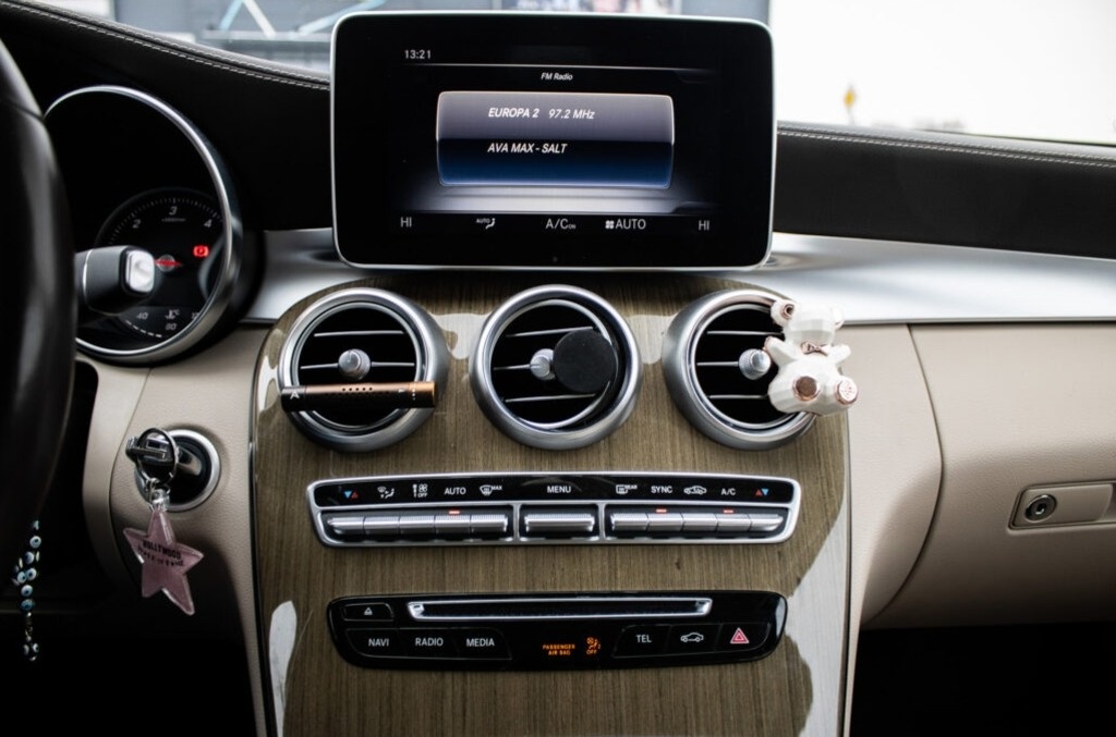 Mercedes Benz C 200 d, 100kW (2017) - 14