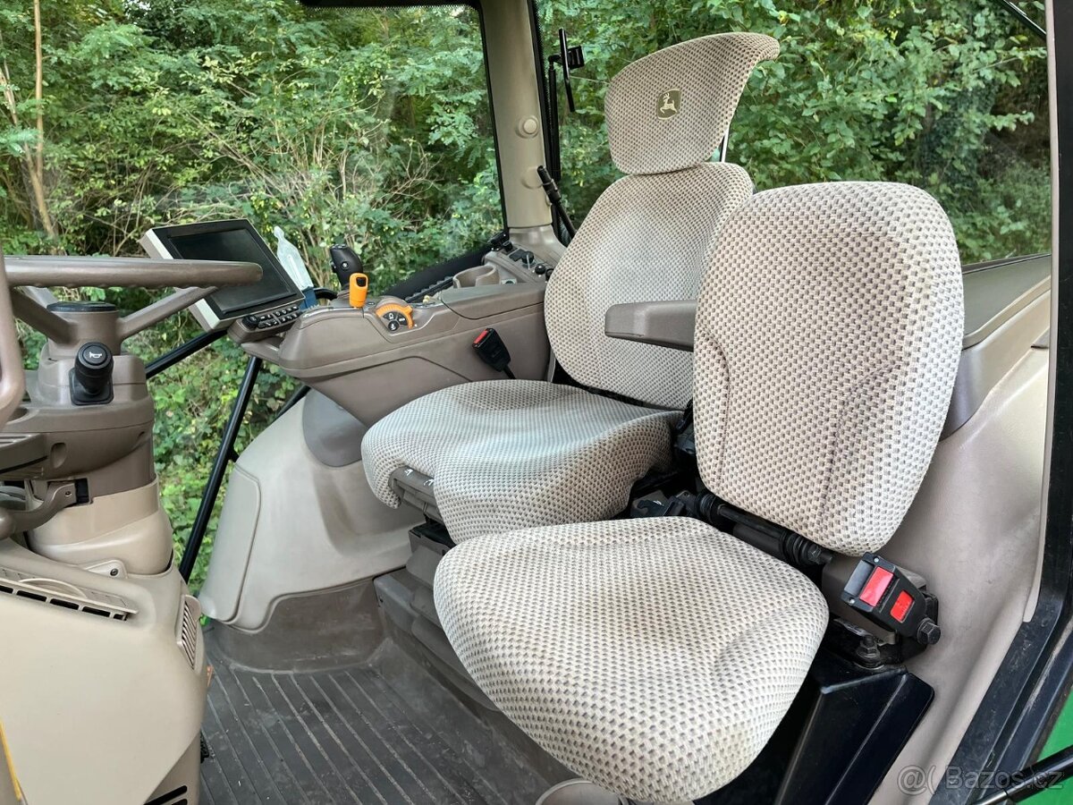 John Deere 6135R - 14