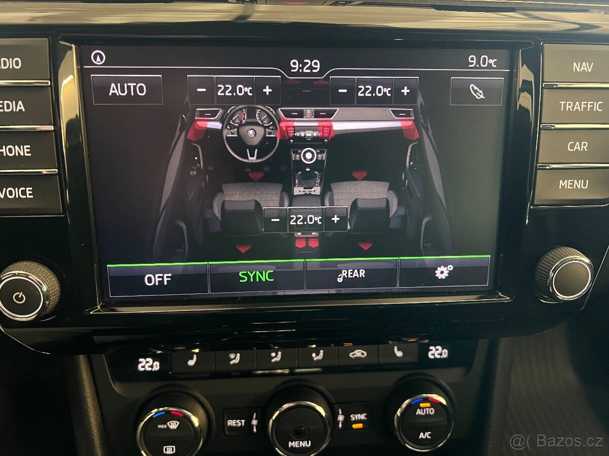 Škoda Superb kombi 2.0TSI 4x4 DSG 206kw KAMERA TAŽNÉ - 14