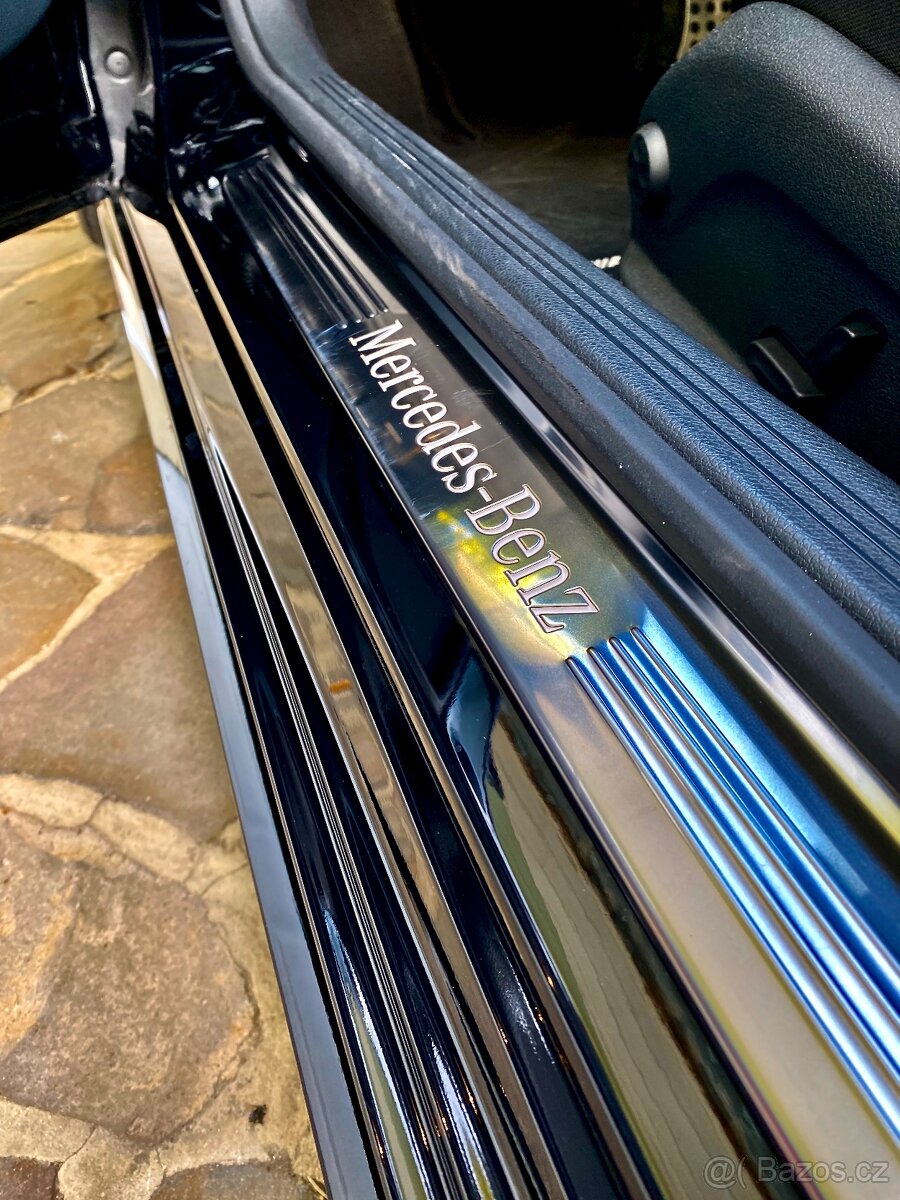 Mercedes-Benz C250 Coupe AMG Night Edition - 14