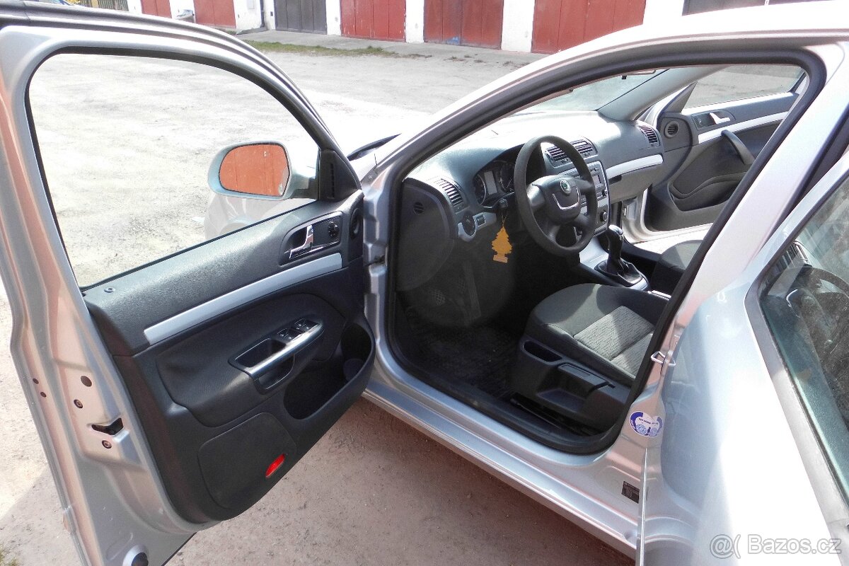 Škoda Octavia 2 – II, 1,6 TDI Kombi - 14