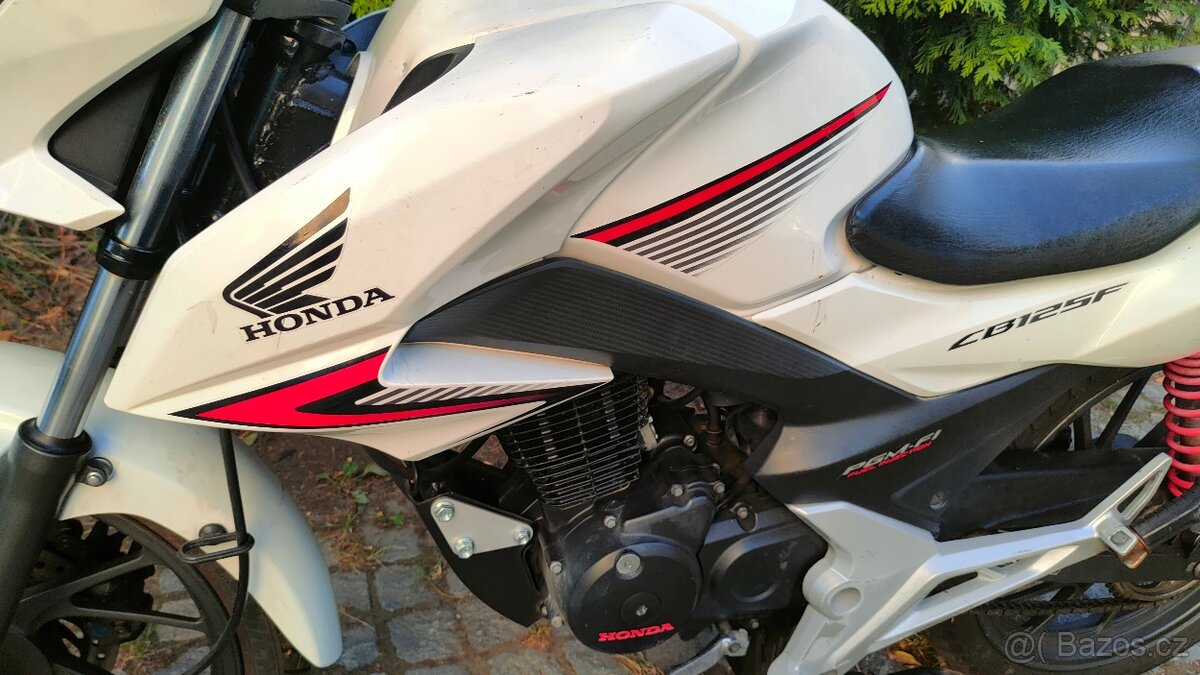 Honda CB 125 F - 14