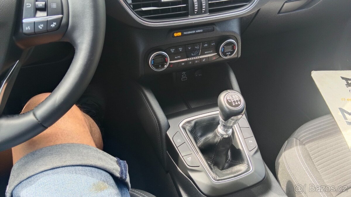 Ford Kuga 1.5 I 88KW - 14