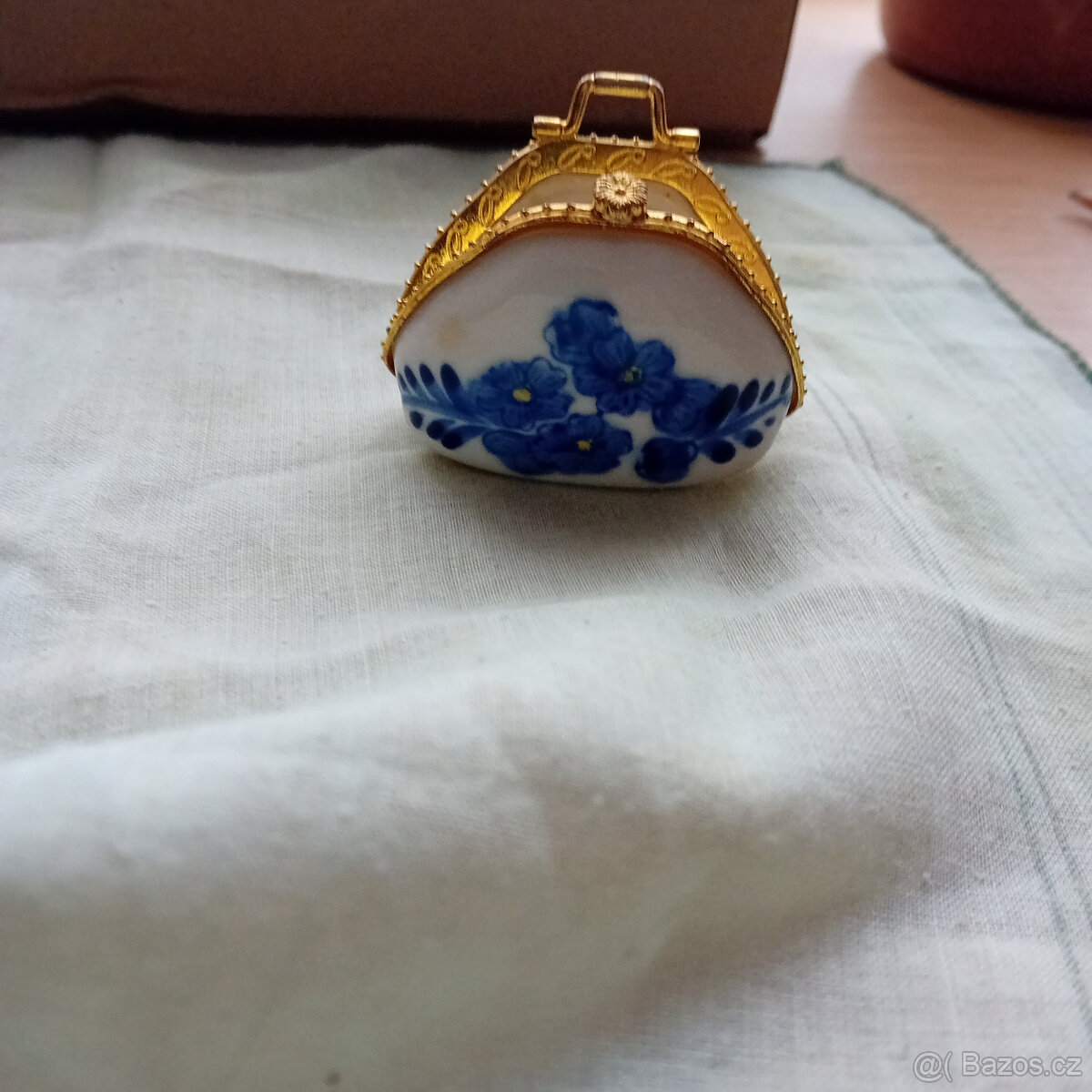 minicibulák a rúzné upomínkové předměty - 14