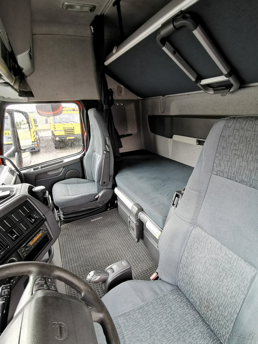 Prodám tahač návěsů VOLVO FH13 420 42T EEV - 14