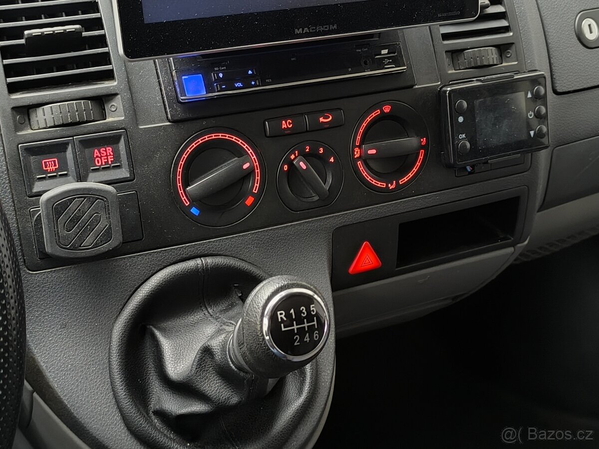 VW Transporter T5 _ Prestavba na T6 - 14