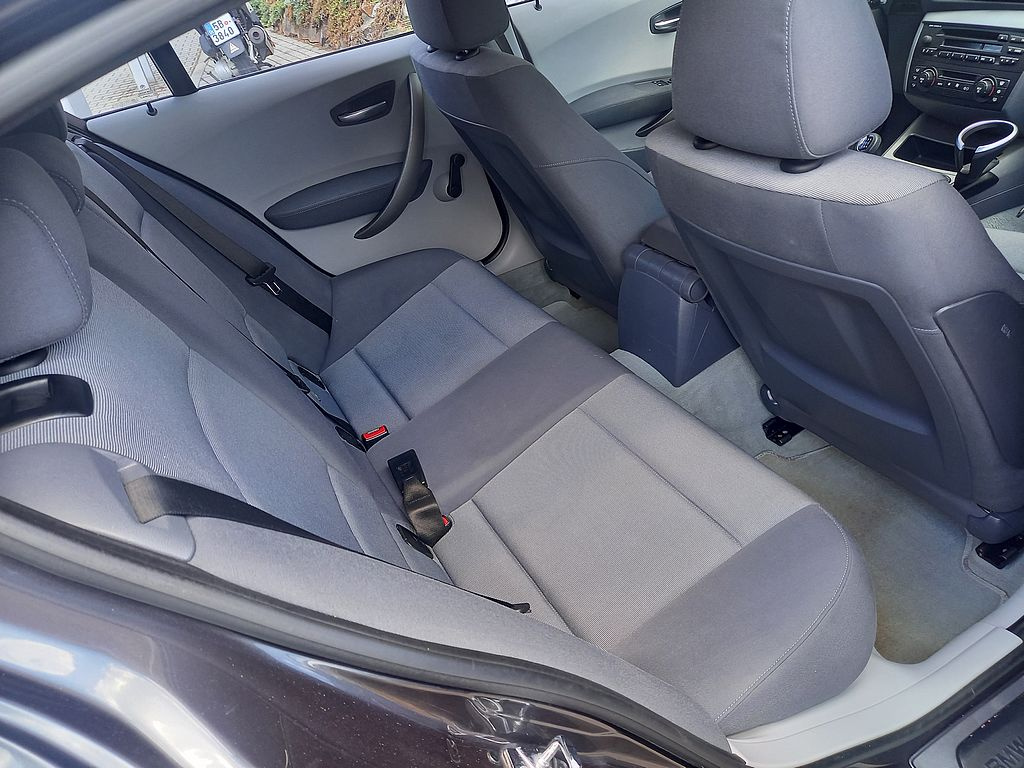 BMW Řada 118d klima+SERVIS+154000km - 14