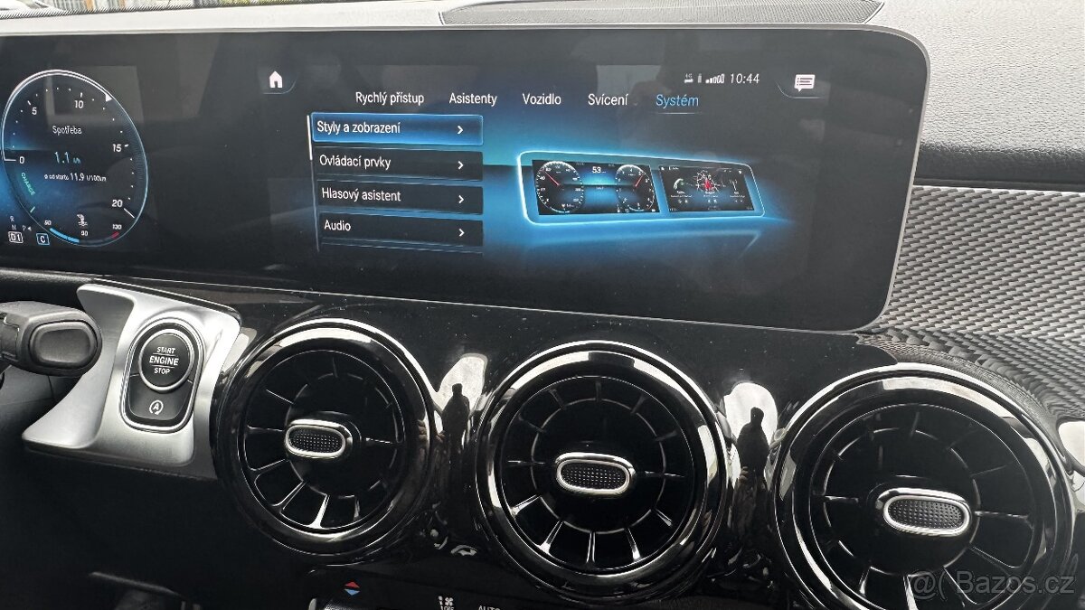 Mercedes-Benz GLB, 180d, 2020 r.v., Kamera Tažne nehavar. - 14