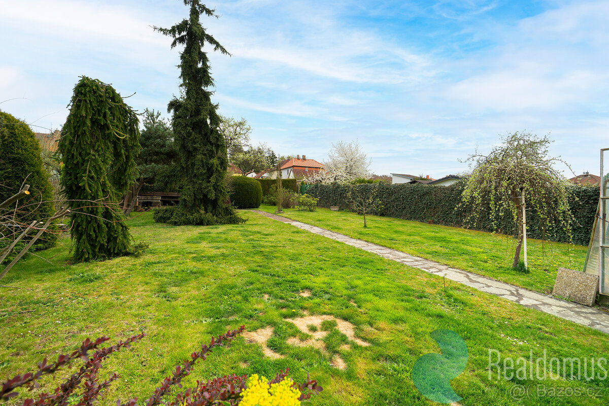 Prodej, dvougenerační rodinný dům,173m2, balkón, zahrada, Ve - 14