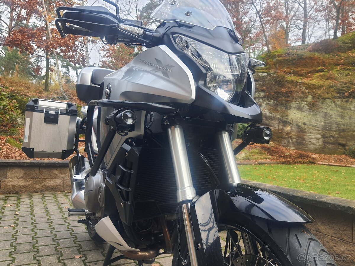 Honda VFR 1200 X Crosstourer - SUPER STAV + VÝBAVA -29 000KM - 14