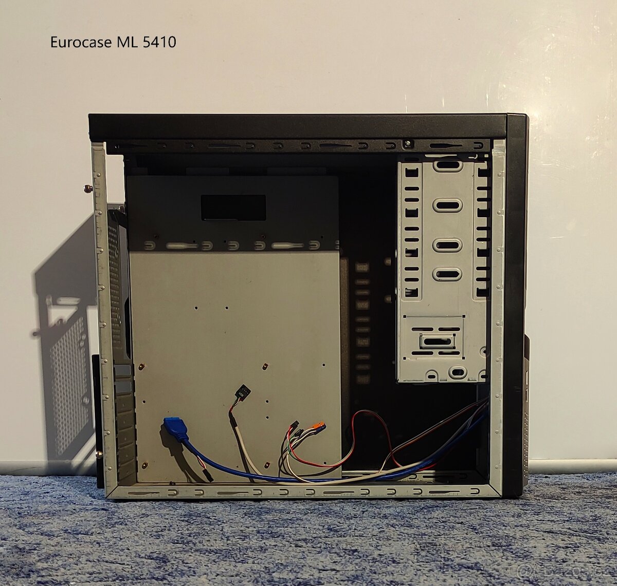 Počítačové skříně - EVOLVEO T3 | Brutus M10 | Eurocase ML - 14