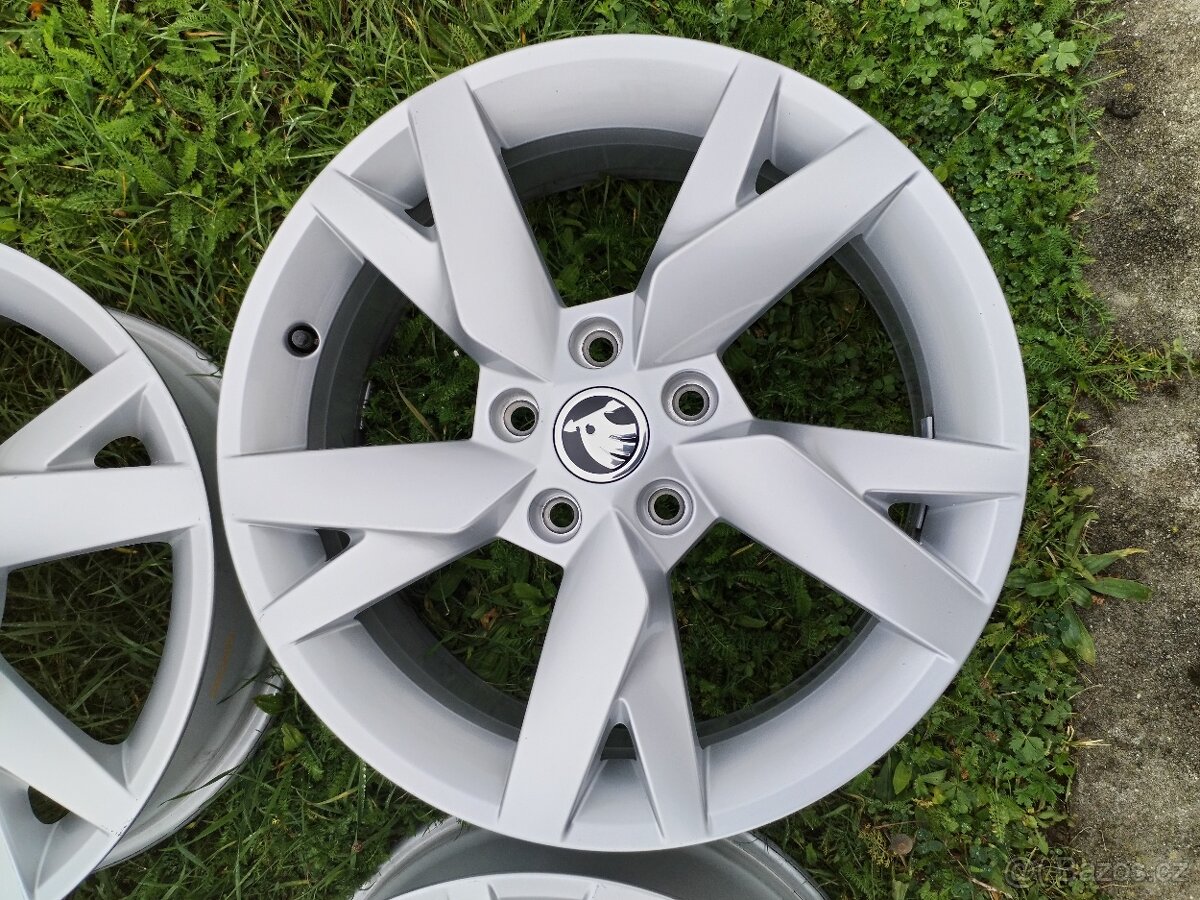 ALU kola 5×112,R17 LYRA - 14