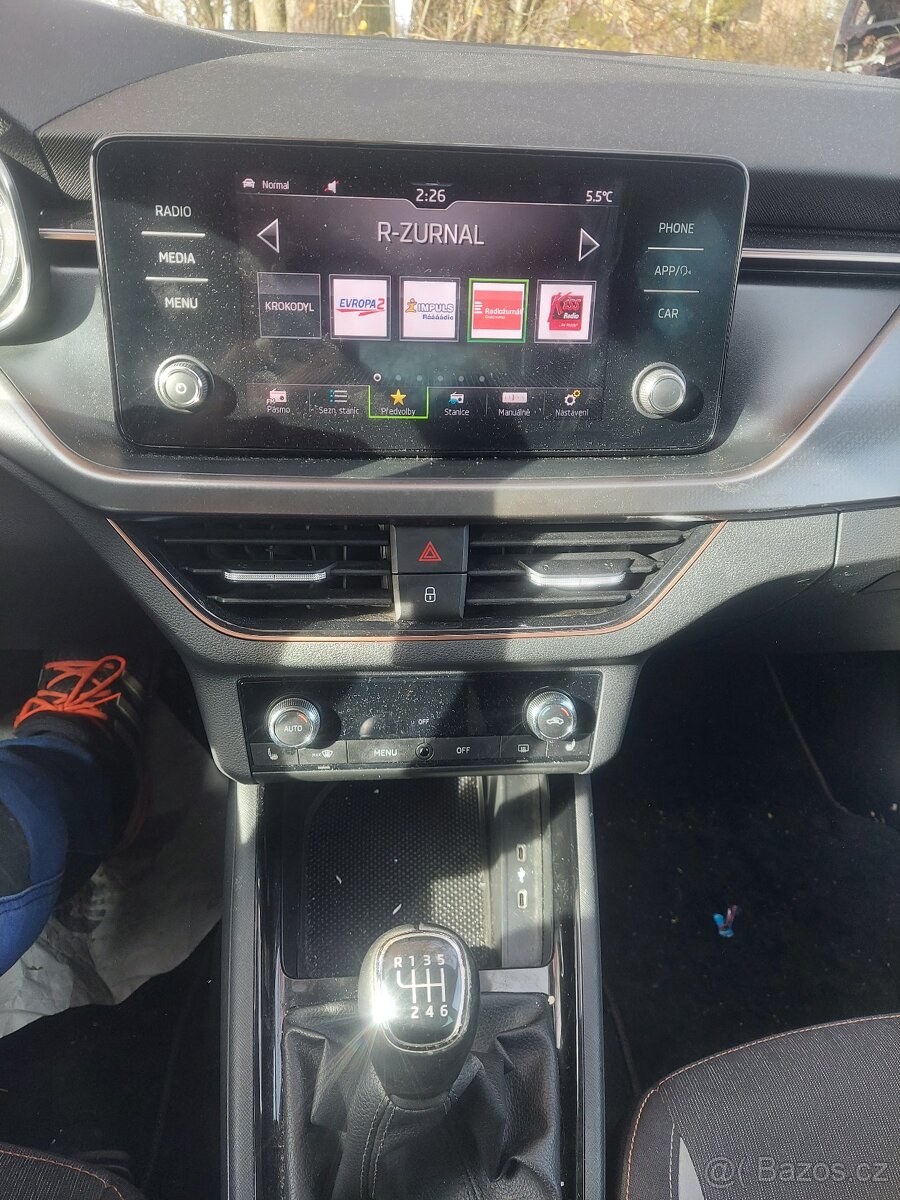 Havarovaní Škoda Scala Style 1.5 TSI 110 kW - 14