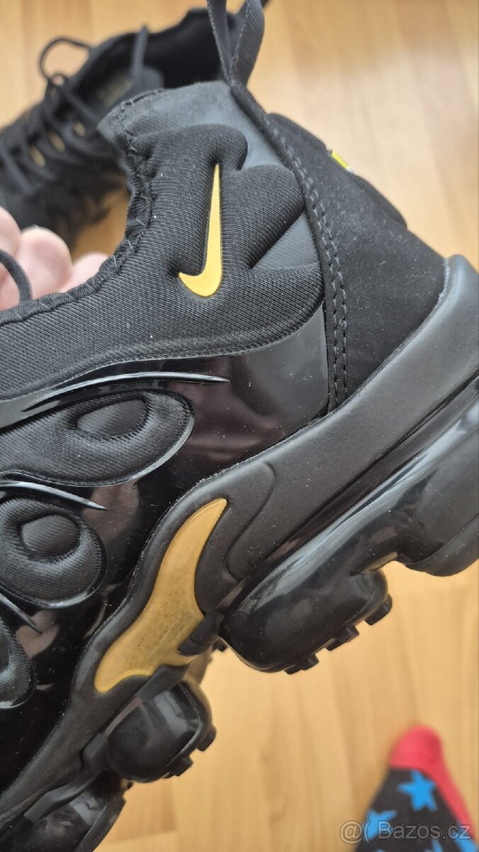 NIKE boty VAPORMAX PLUS - 14